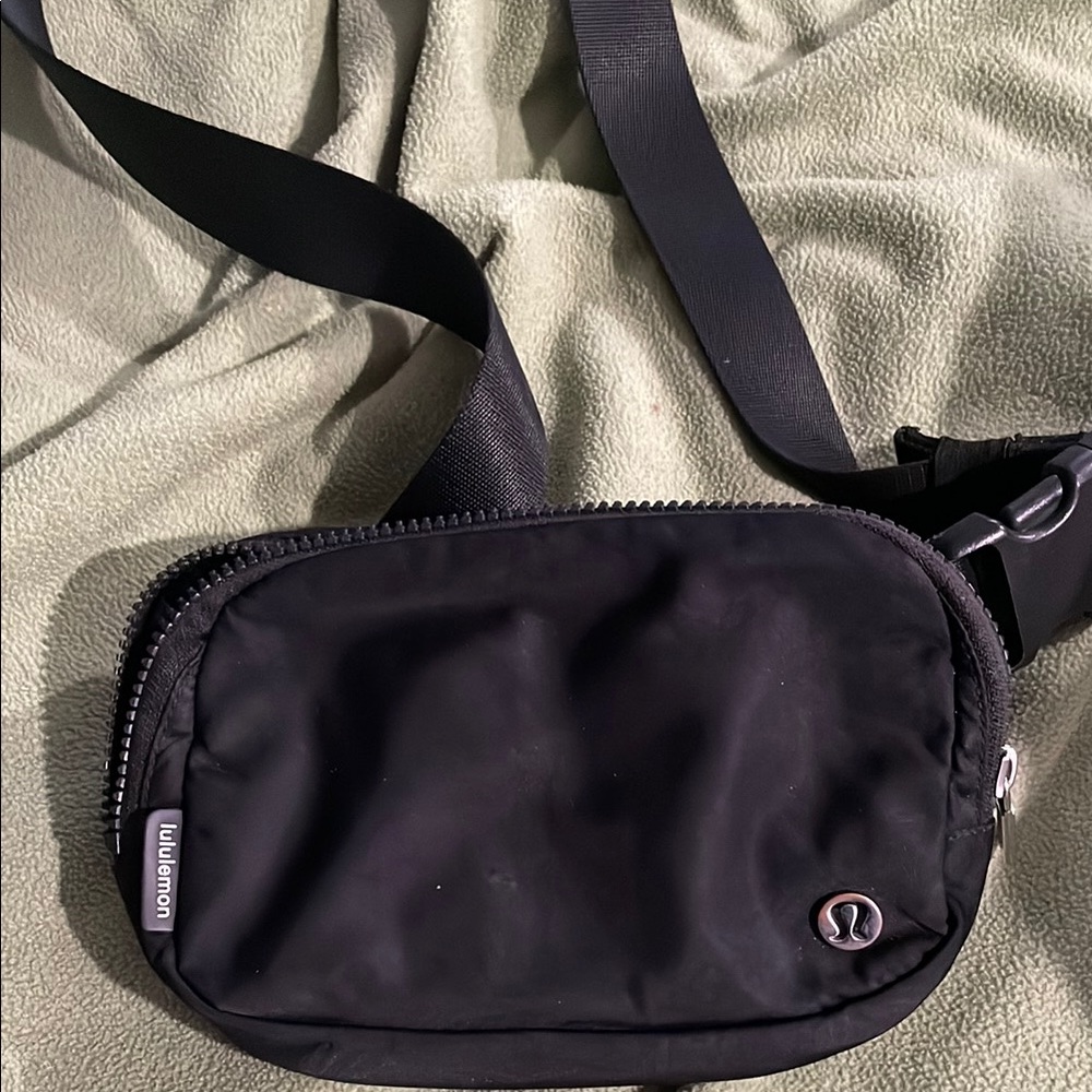 lululemon athletica Black Men's Bag